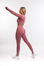 Load image into Gallery viewer, Emerge Pink Seamless Leggings
