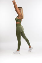 Load image into Gallery viewer, Active Symmetry Green Sportsbra
