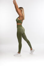 Load image into Gallery viewer, Active Symmetry Green Leggings